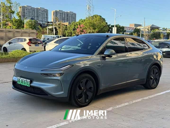 L60 85kWh Edition - автомобиль из Китая