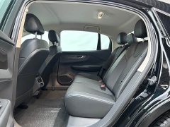 Hongqi E-QM5 Edition - фото 8