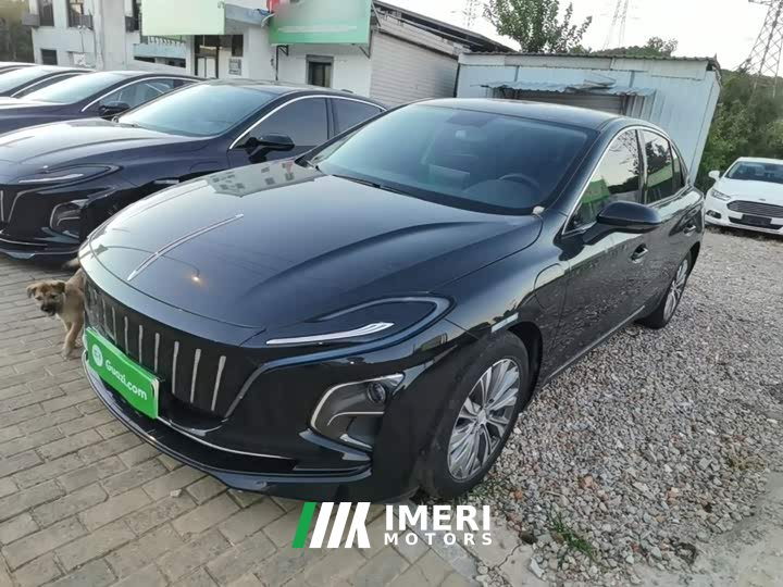 Hongqi E-QM5 431km Edition - автомобиль из Китая