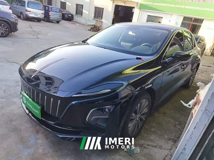 Hongqi E-QM5 431km Edition - автомобиль из Китая