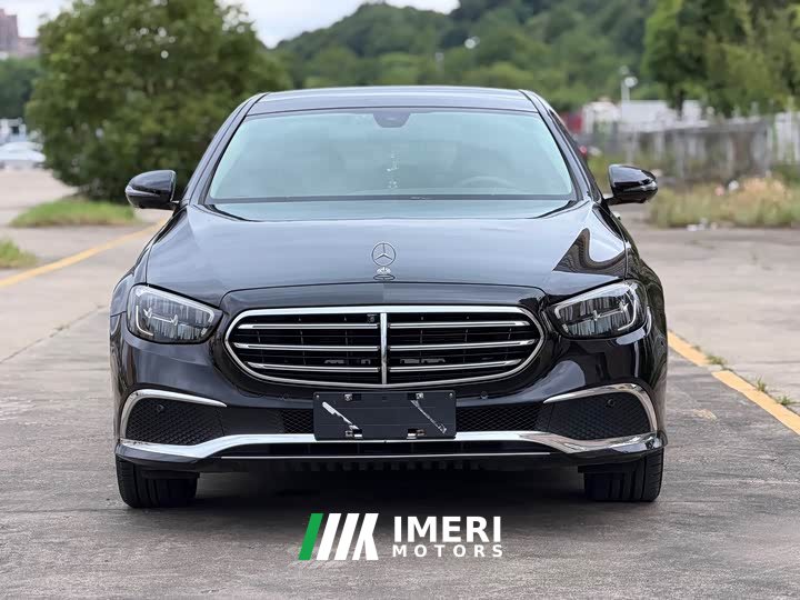 Mercedes-Benz E 300 L Luxury Version - автомобиль из Китая