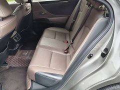 Lexus ES 200 Excellence Edition - фото 14