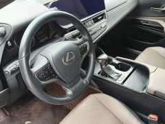 Lexus ES 200 Excellence Edition - фото 15