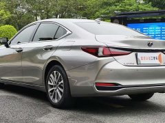Lexus ES 200 Excellence Edition - фото 5