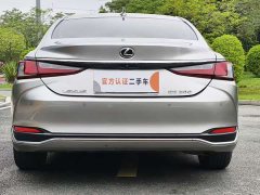 Lexus ES 200 Excellence Edition - фото 6