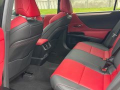 Lexus ES 300h F SPORT - фото 5