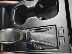 Lexus ES 300h Edition - фото 8