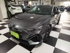 Changan UNI-V 1.5T Premium Version - фото 2