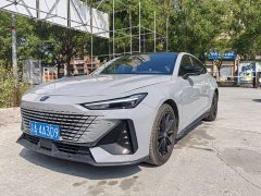 Changan UNI-V 1.5T Premium Version - фото 1