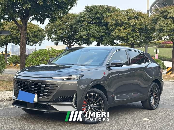 Changan UNI-K 2.0T Version - автомобиль из Китая