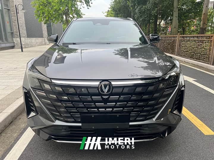 Changan UNI-Z 1.5T Premium Version - автомобиль из Китая