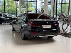 BMW 5 525Li M - фото 9