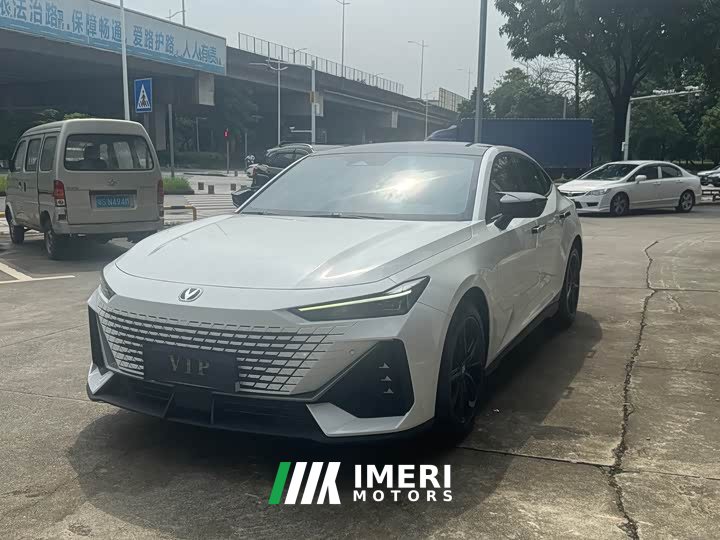 Changan UNI-V 1.5T Edition