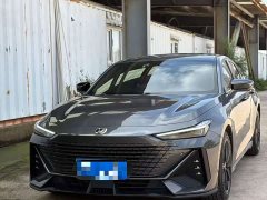 Changan UNI-V 1.5T Premium Version - фото 1