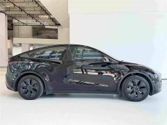 Tesla Model Y Edition - фото 17