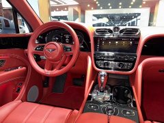 Mercedes-Benz 4.0T V8 - фото 17
