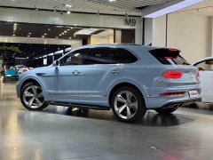 Mercedes-Benz 4.0T V8 - фото 4