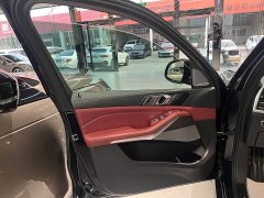 BMW X5 2022 facelift xDrive 40Li exclusive M sports package - фото 7
