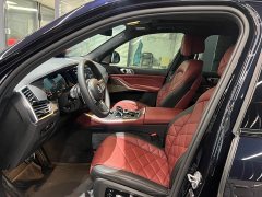 BMW X5 2022 facelift xDrive 40Li exclusive M sports package - фото 8