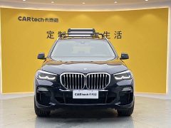 BMW X5 xDrive30i M - фото 2