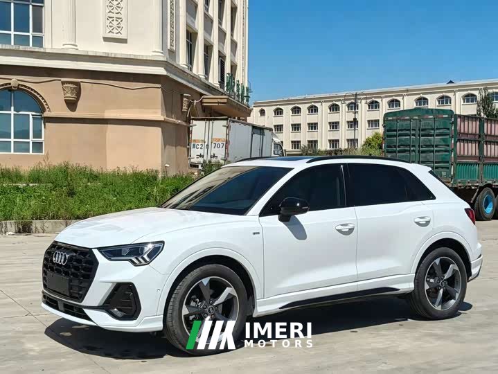 Audi Q3 35 TFSI Fashion Version(1.4T) - автомобиль из Китая