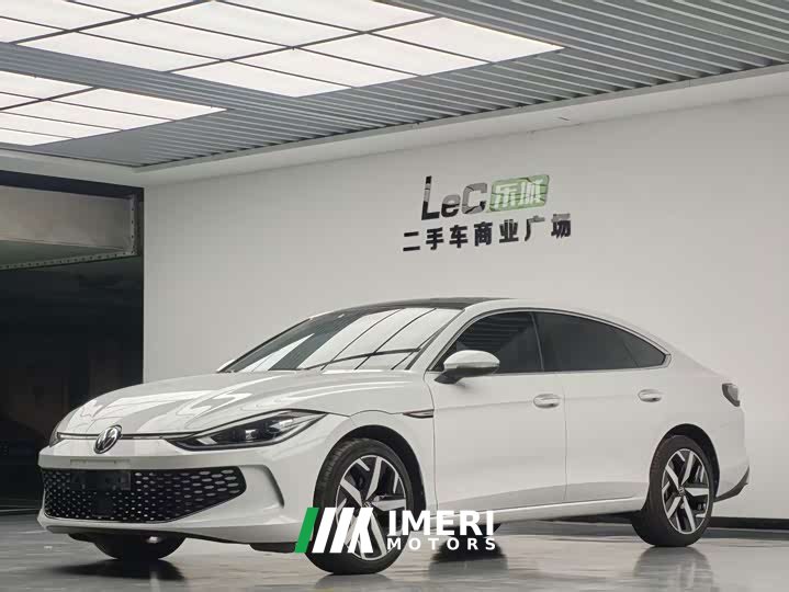 Volkswagen L 280TSI DSG Edition - автомобиль из Китая
