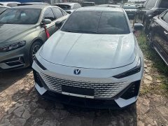 Changan UNI-V 1.5T Premium Version - фото 1