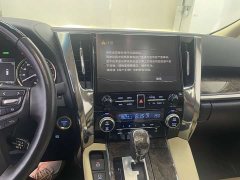 Mercedes-Benz 2.5L HVPremium Edition - фото 10