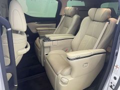 Mercedes-Benz 2.5L HVPremium Edition - фото 4