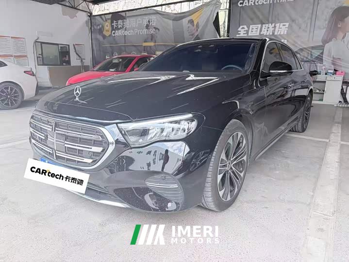 Mercedes-Benz E 300 L Luxury Version