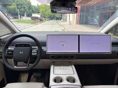 Li Auto MEGA Home Edition - фото 9