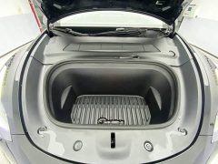 Tesla Model Y Edition - фото 12