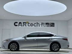 Lexus ES 2020 260 Exclusive Edition - фото 17