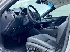 Lexus ES 2020 260 Exclusive Edition - фото 4