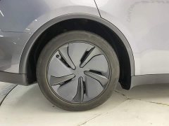 Tesla Model Y Edition - фото 11