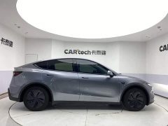 Tesla Model Y Edition - фото 4