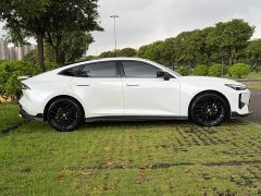Changan UNI-V 1.5T Premium Version - фото 5