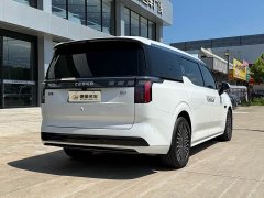 Zeekr 009 Edition 108kWh - фото 8