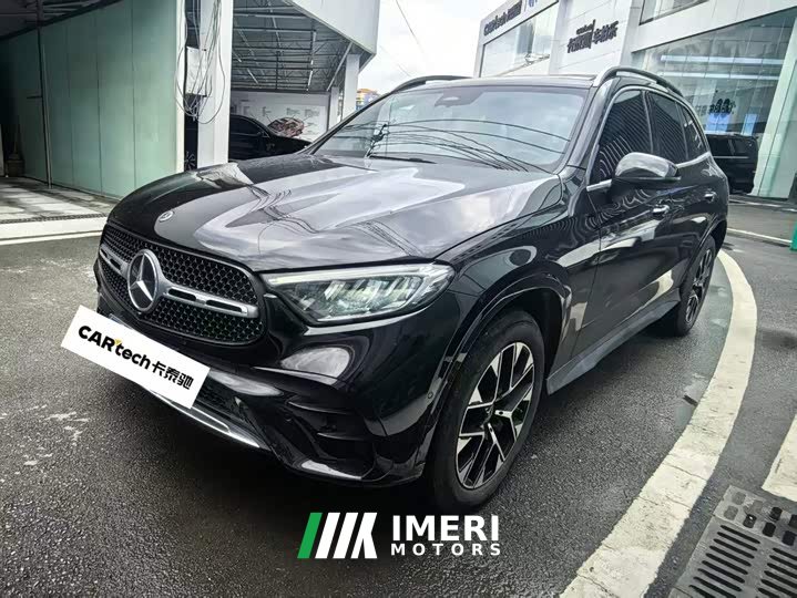 Mercedes-Benz GLC 260 L 4MATIC Version 5