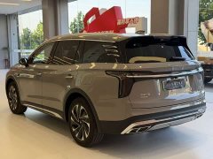 Hongqi HS7 PHEV 2.0T PHEV AWD Edition 6 - фото 12