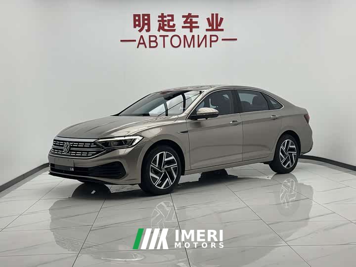 Hs3 280TSI DSGPlus Edition - автомобиль из Китая