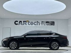 Lexus ES 200 Excellence Edition - фото 2