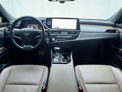 Lexus ES 200 Excellence Edition - фото 8