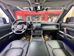 Land Rover 110 3.0T P400 Edition - фото 12