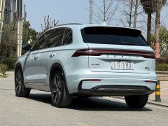Geely L 1.5T Hi FPHEV Edition Super - фото 7