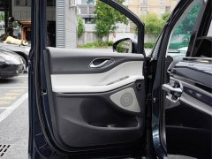 Voyah PHEV AWDFlagship Edition - фото 11