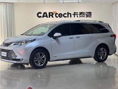Toyota SIENNA 2021 2.5L Hybrid Limited - фото 1
