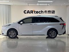 Toyota SIENNA 2021 2.5L Hybrid Limited - фото 7