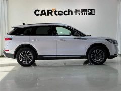 Lynk & Co Adventurer 2022 2.0T two-wheel drive exclusive edition - фото 7