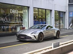 Lynk & Co V8 Vantage 2024 4.0T V8 Coupe - фото 1